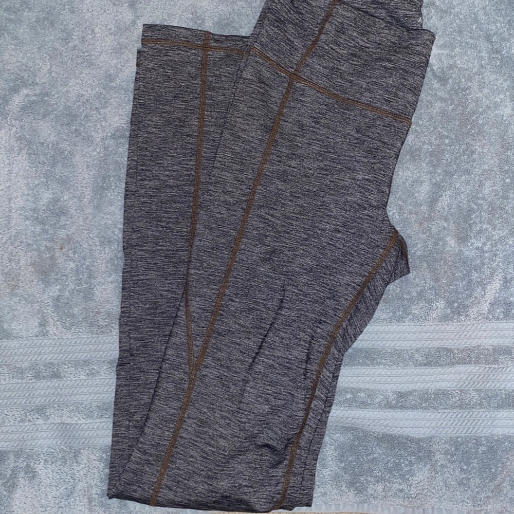 Athleta yoga pants